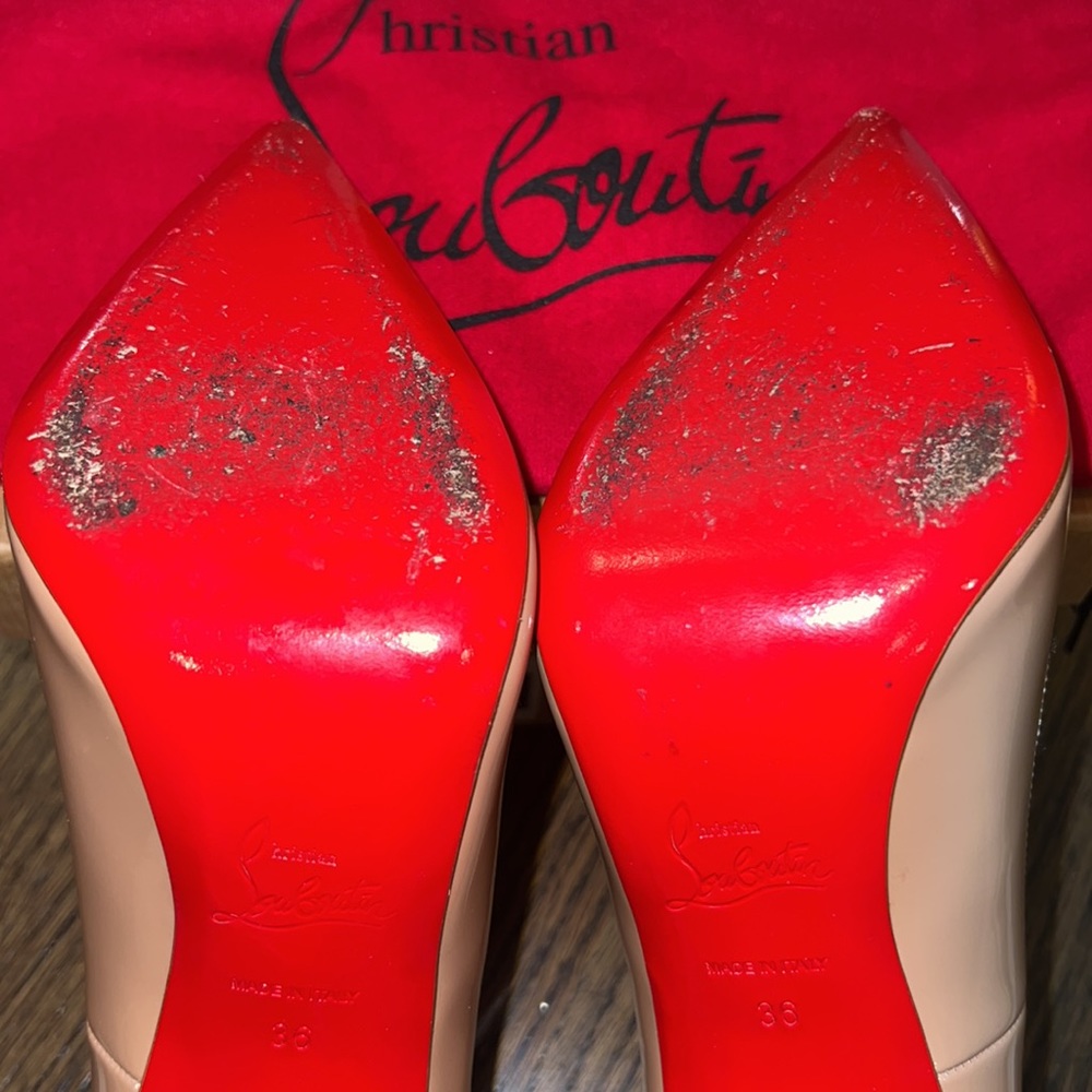 Authentic Louboutin So Kate Patent in nude đź‘ - Picture 5 of 6